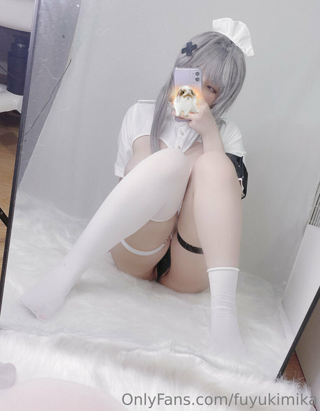 fuyukimika xxx nackte bilder