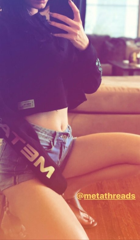 Britanni Johnson perfekte nackt galerie