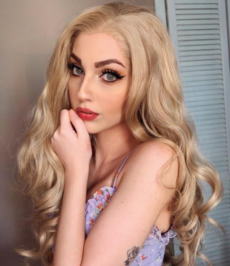 Mona Schon kostenlose pornographische bilder