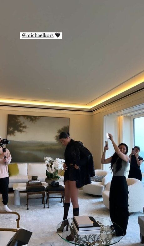 Ella Balinska schauspielerin exklusive bilder