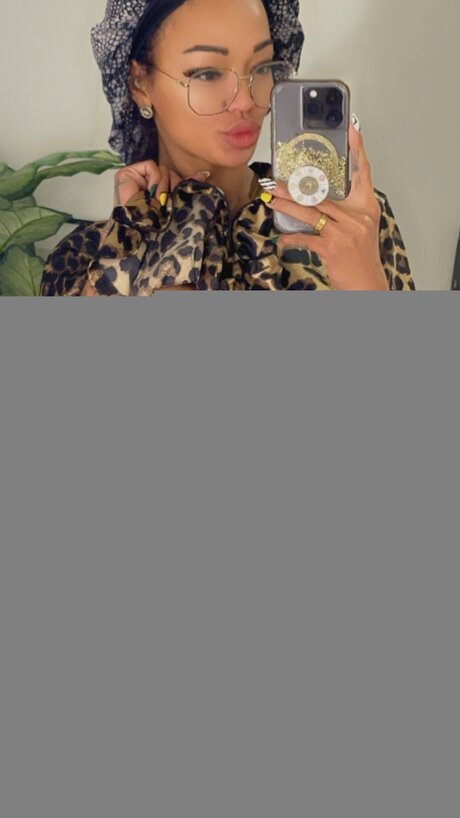 Harleydeanxxx nackt xxx bilder