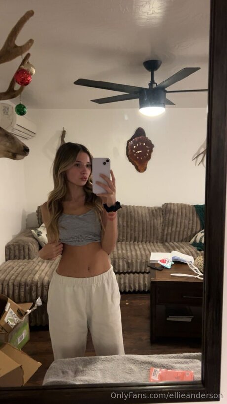 Ellieanderson freie sex fotos