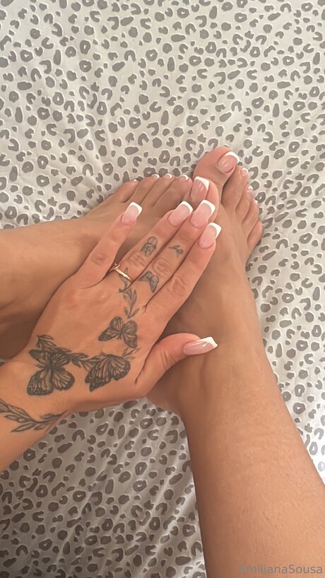 Emiliana Xo nacktheit freie archiv