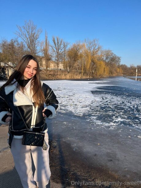 blonde sekretärin onlyfans exklusive beste bild