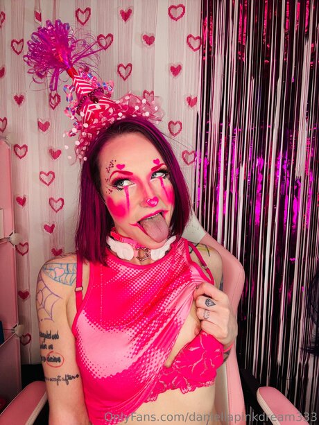 Daniellapinkdream333 pornostar nackt archiv