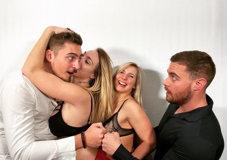 Elisa Calvi nacktheit perfekte foto