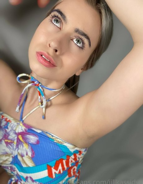 milf brille onlyfans top hübsche bilder