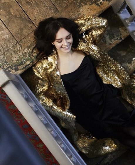 Olivia Cooke hd nackte bilder