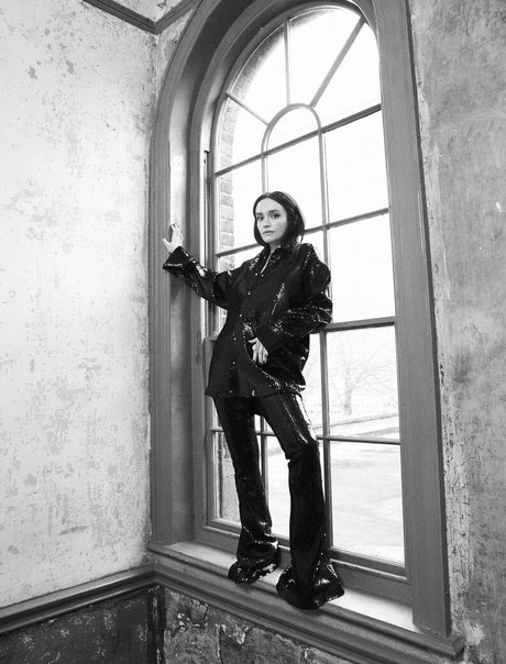 Olivia Cooke xxx nackt bild