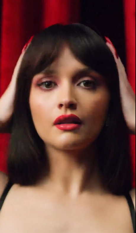 Olivia Cooke exklusive erwachsene foto