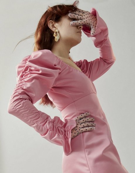 Olivia Cooke xxx heiße foto