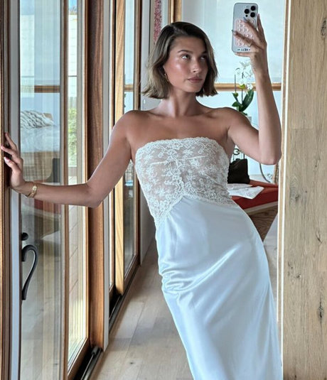 Hailey Baldwin Bieber nackt exklusive bilder