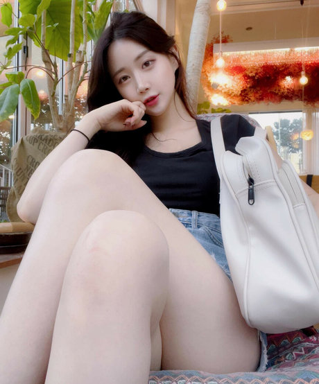 asuna freie nackt archiv