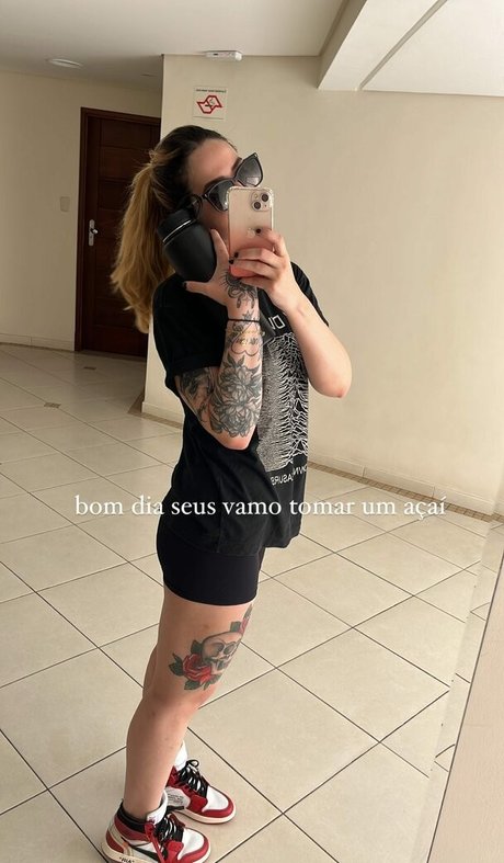 Showliana erotische sexy fotos