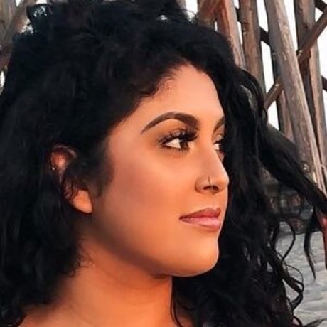 Lucia Yanez exklusive top archiv