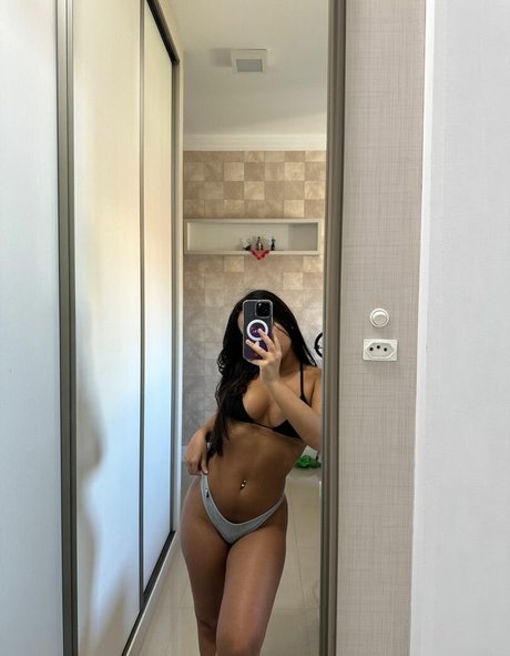 ferrerr emily hd sexy foto