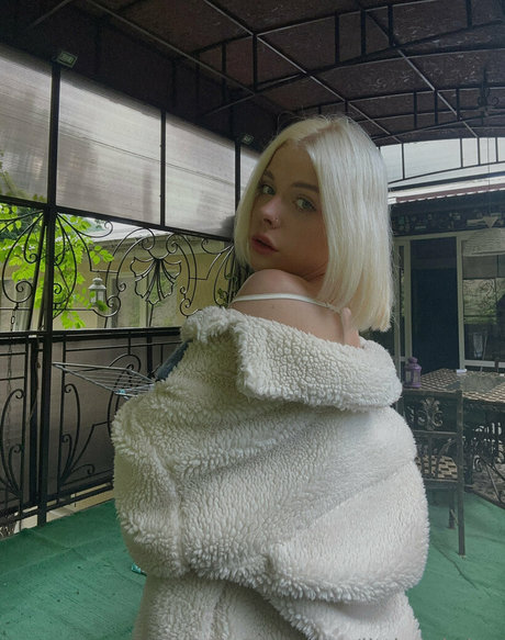 bikini ginger onlyfans exklusive porno bild