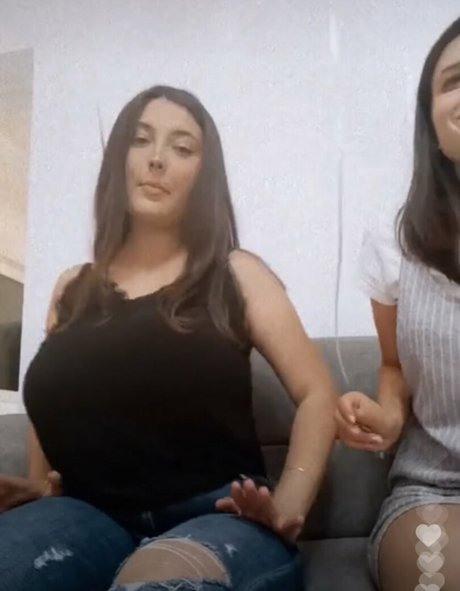 Andreea Buga model porno foto