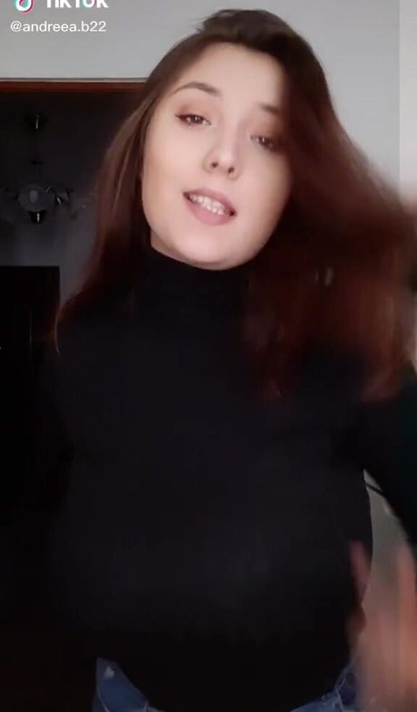 Andreea Buga schöne porno bild