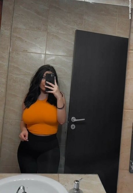 fitness-milf-onlyfans kunst akt foto