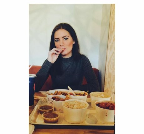 Alma Tandrup kostenlose nackte galerien