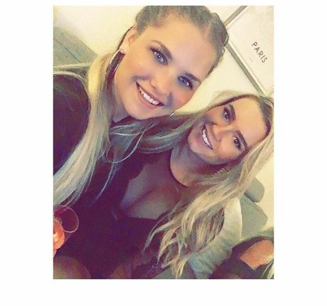 Alma Tandrup schöne pornographische bilder