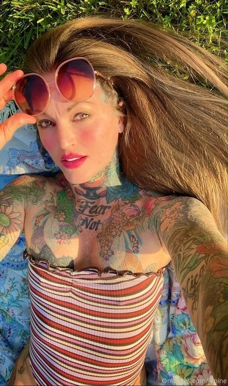 janine hd erwachsene galerie