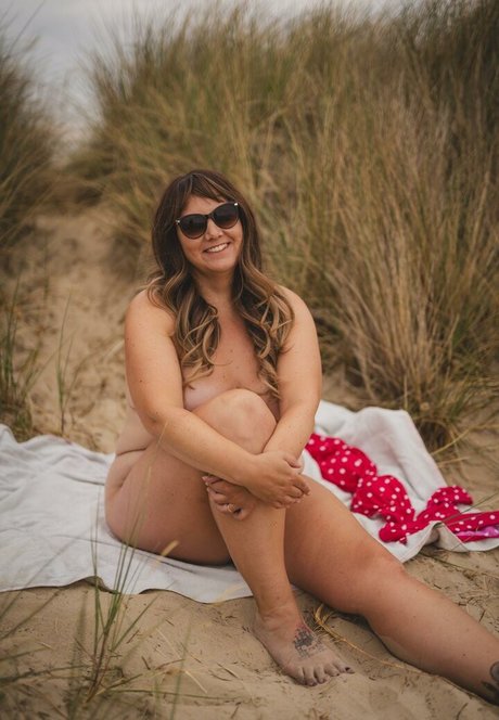 Nurse Rachel sexy nackt fotos