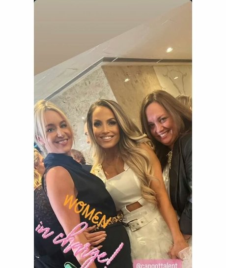 Trish Stratus hübsche exklusive galerien