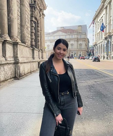 Anna Rebellato sexy hübsche galerien