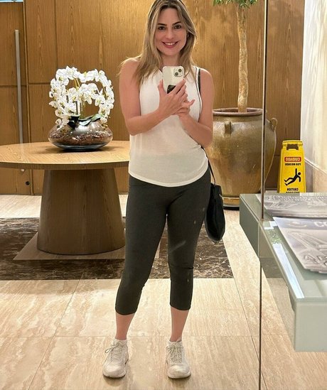 Rachel Sherazade hübsche nackte galerien