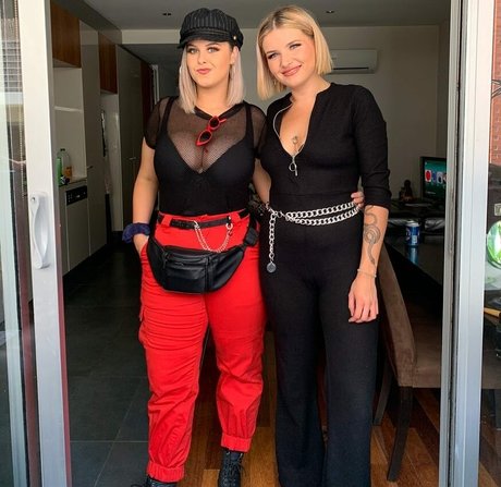 Jasmine Ramage porno hd bilder