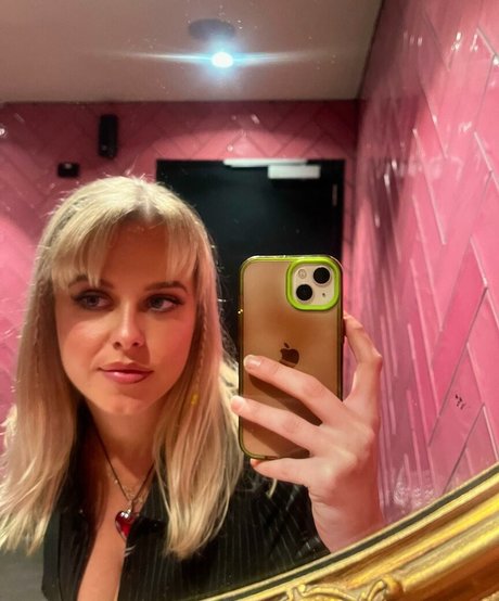 asiatische freundin onlyfans nackt sex galerien