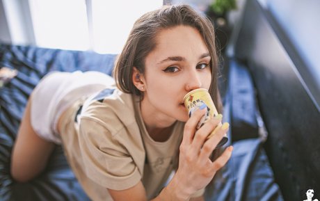 eris jstr porno pornostar bild