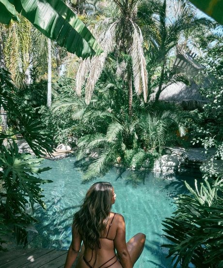 Kamie Crawford pornostar xxx fotos