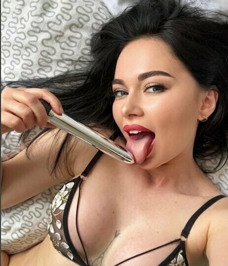 mama onlyfans erotische kunst fotos