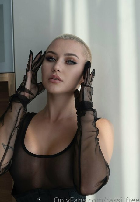 ohmy luna kunst sexy bilder