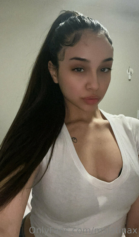 mslatinax pornostar nackten fotos