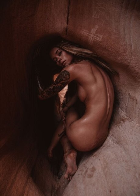 Alyssa Litanski top porno foto