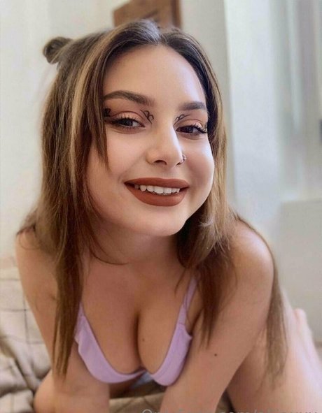 aliiaxxx erwachsene freie foto