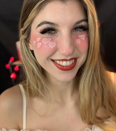 FrivolousFox ASMR perfekte nacktheit foto