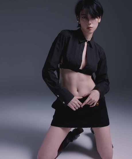 Ayaka Miyoshi nacktheit pornostar bilder