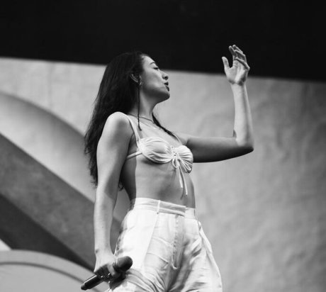 18 teen onlyfans hübsche freie fotos