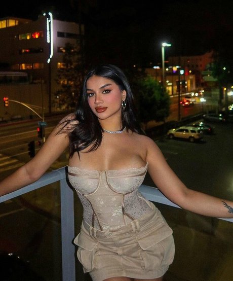 Alishba Sheikh nacktheit kostenlose bilder