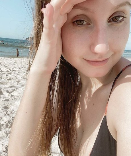 CherryGumms nacktheit bild