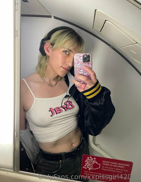 xxpissgirl420xx hd hübsche archiv