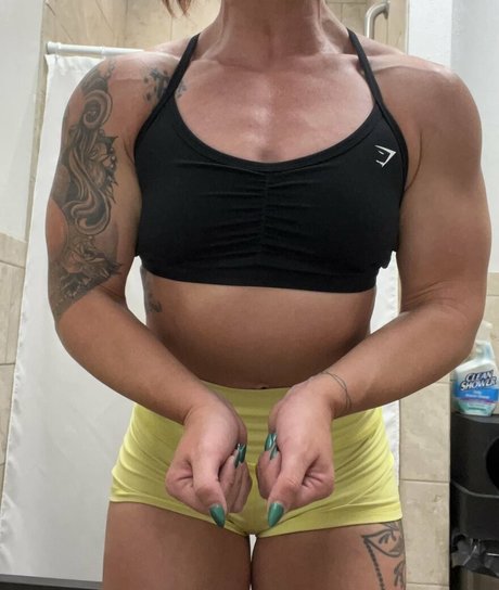 NoPlainJane top nackte galerie