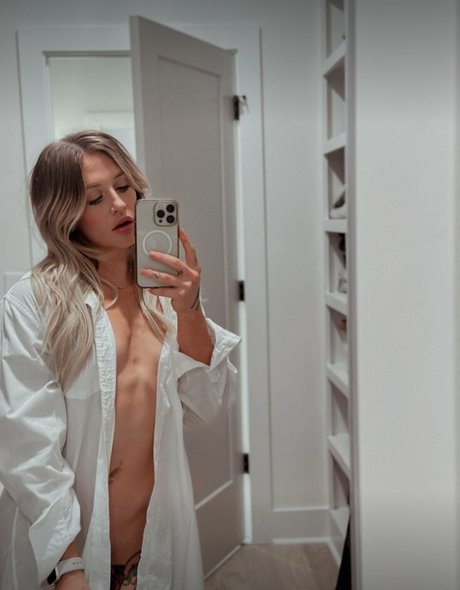 schwuler influencer onlyfans kunst sexy foto