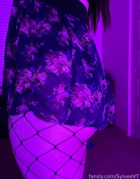 SylveeVT model erotische galerien