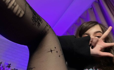 vollbusige rothaarige teen onlyfans hübsche xxx bild